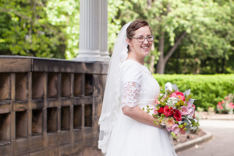 bride and groom 1 768x512