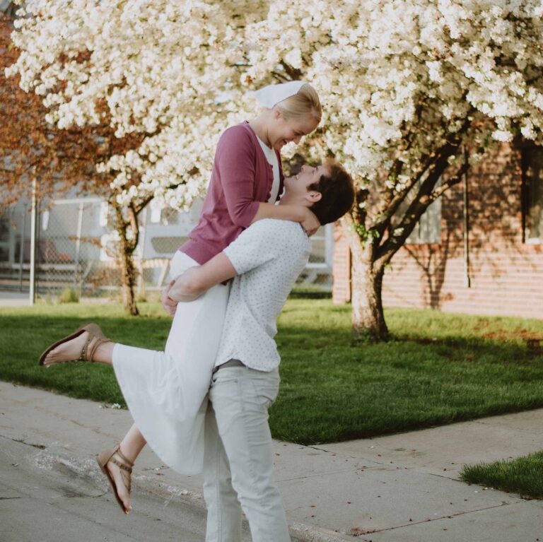 9D011EB5 FA2C 4065 B73B A69971DD209A 768x767